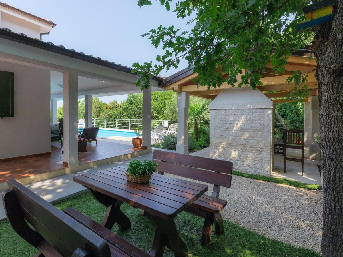 Holiday Home Fratrici By Interhome Murine Ngoại thất bức ảnh
